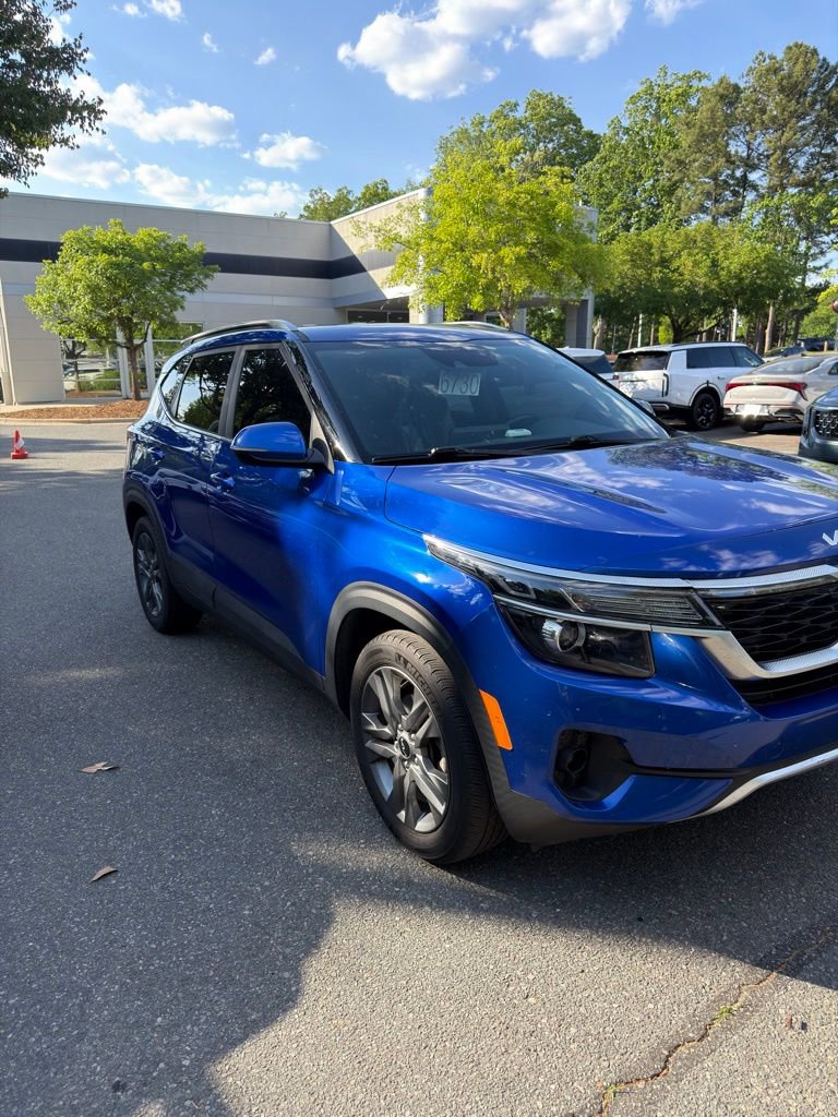 Used 2023 Kia Seltos S FWD image 6