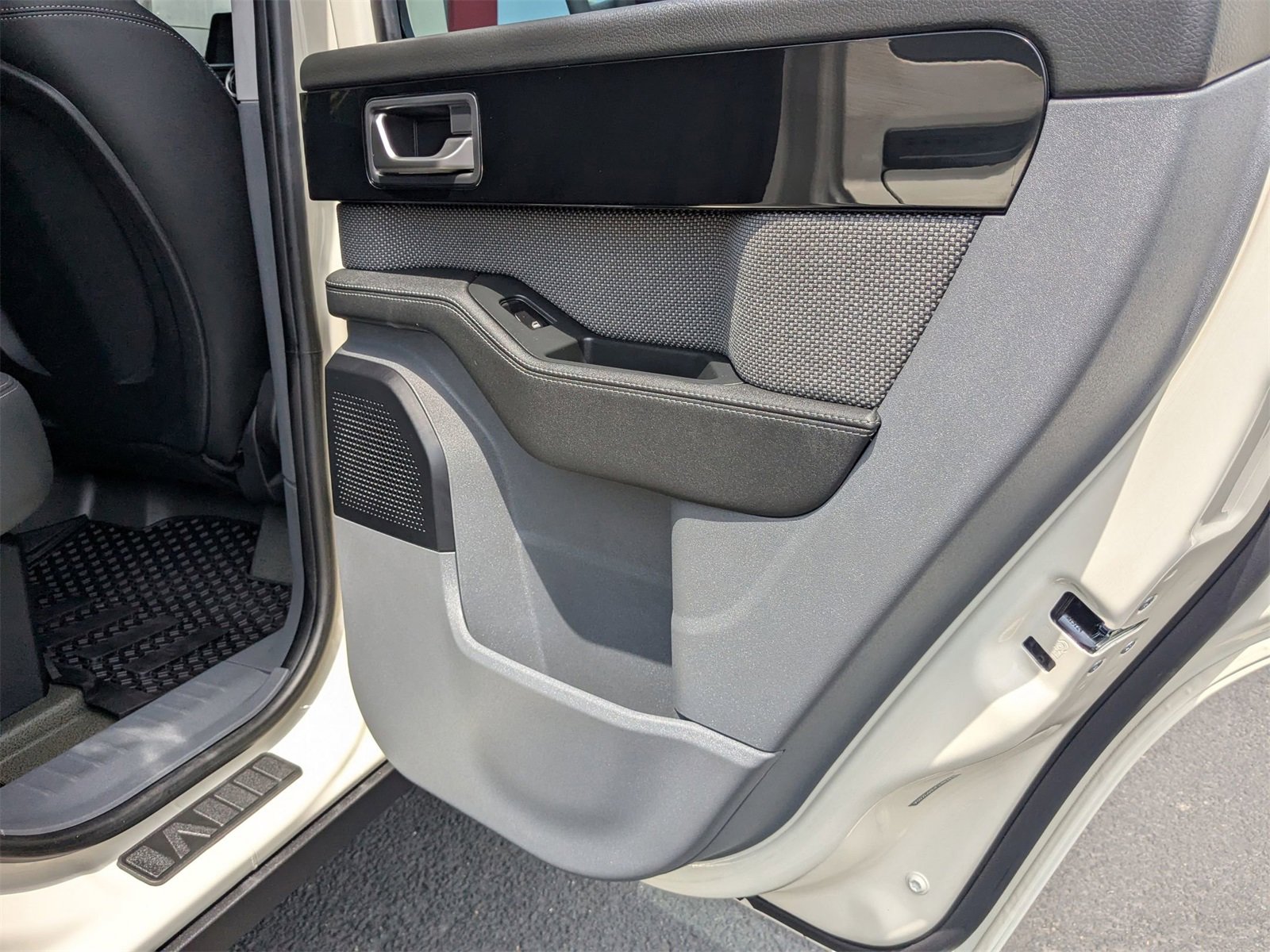 Used 2024 INEOS Grenadier image 28