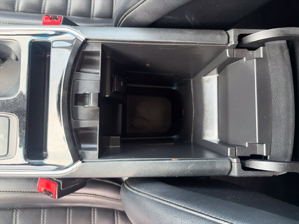 Used 2020 Ford Edge SEL FWD image 25