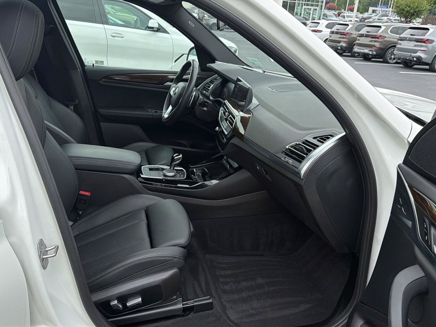 Used 2023 BMW X3 sDrive30i w/ Convenience Package RWD image 13