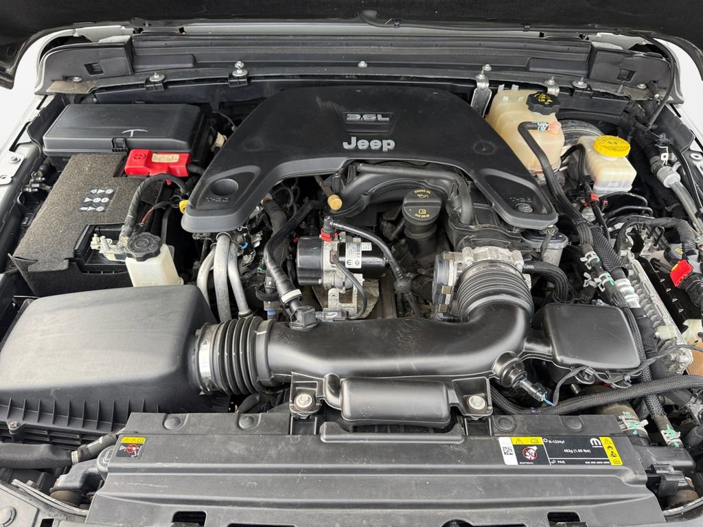 Certified 2021 Jeep Wrangler Unlimited Rubicon image 23