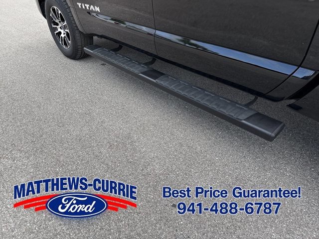 Used 2023 Nissan Titan SV AWD/4WD image 15