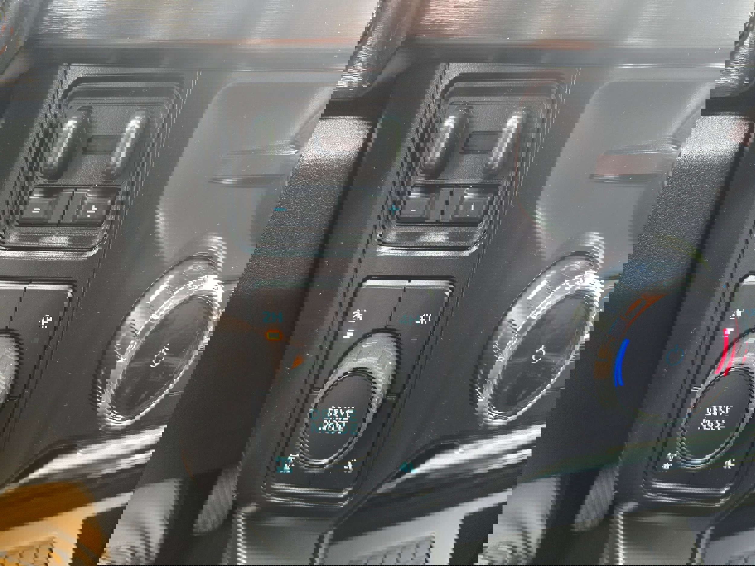 New 2026 Ford F350 Lariat image 23