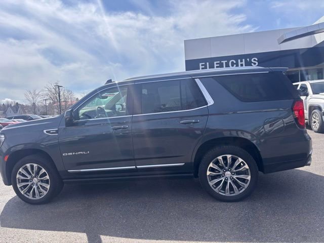 Used 2021 GMC Yukon Denali w/ Denali Ultimate Package AWD/4WD image 9