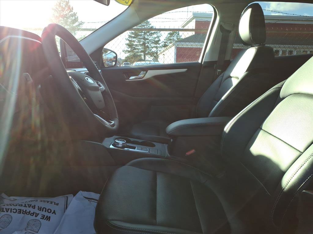 Certified 2022 Ford Escape SEL w/ Technology Package image 14