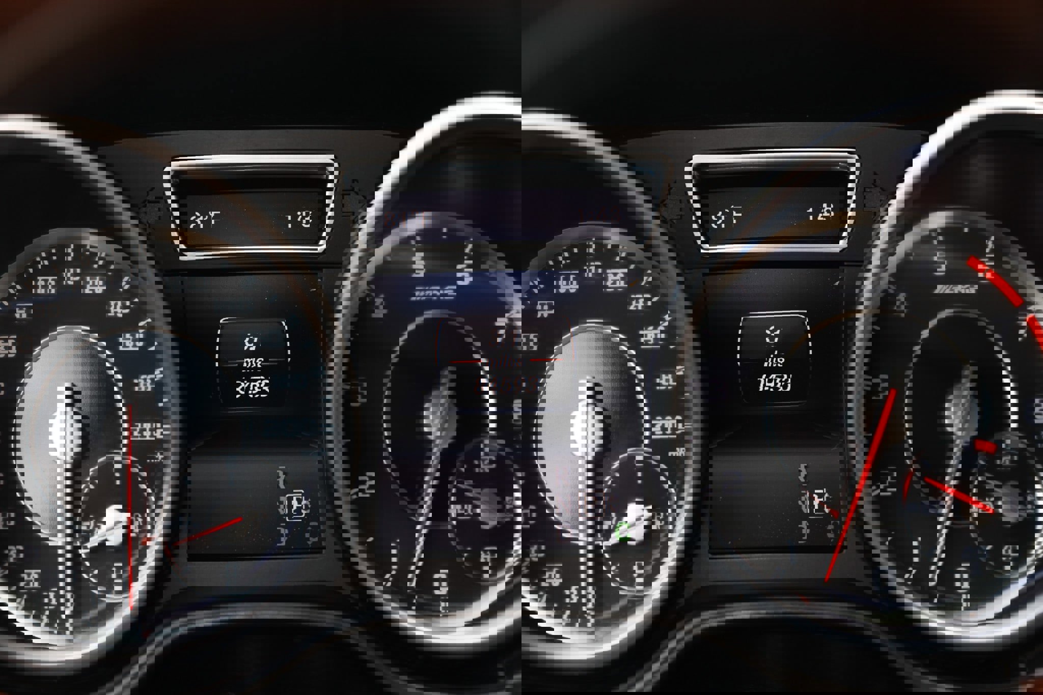 Used 2015 Mercedes-Benz GL 63 AMG 4MATIC image 64