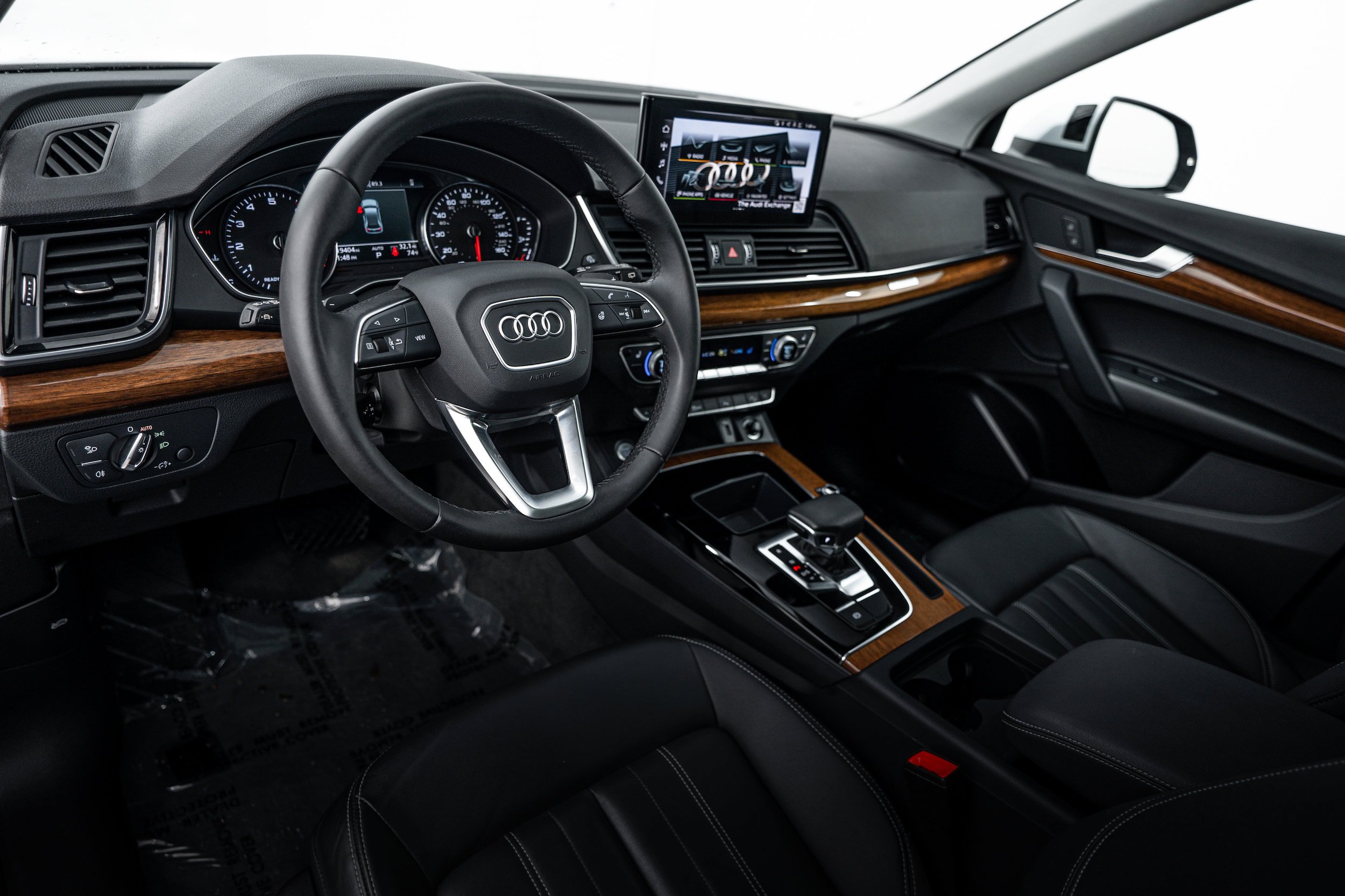 Certified 2023 Audi Q5 2.0T Premium w/ Convenience Package AWD/4WD image 10