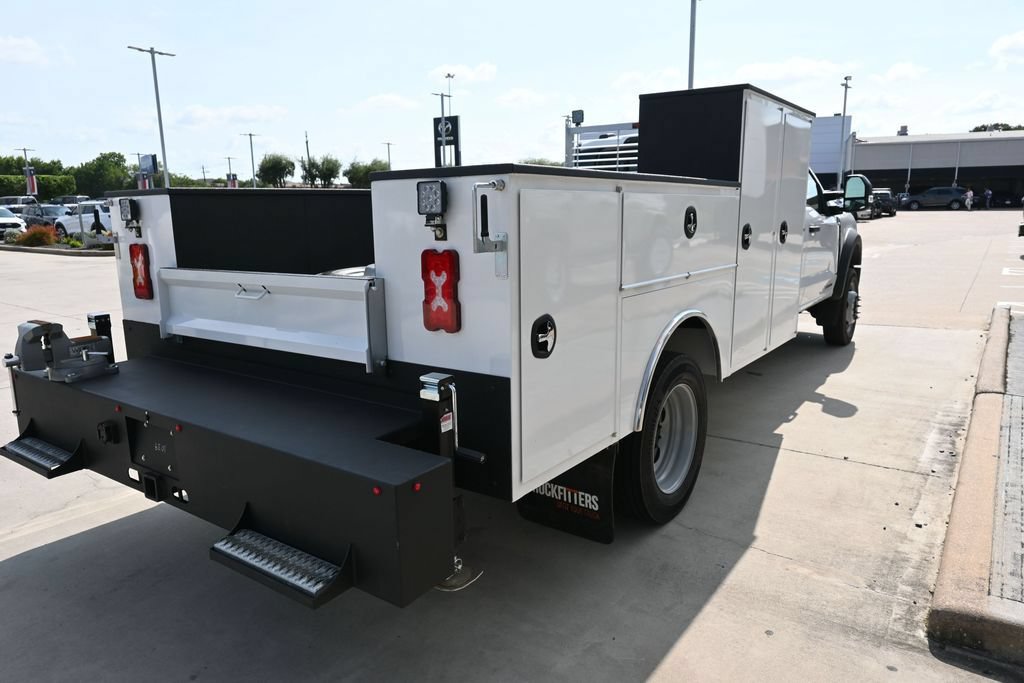 New 2026 Ford F550 4x4 Supercab Super Duty image 13
