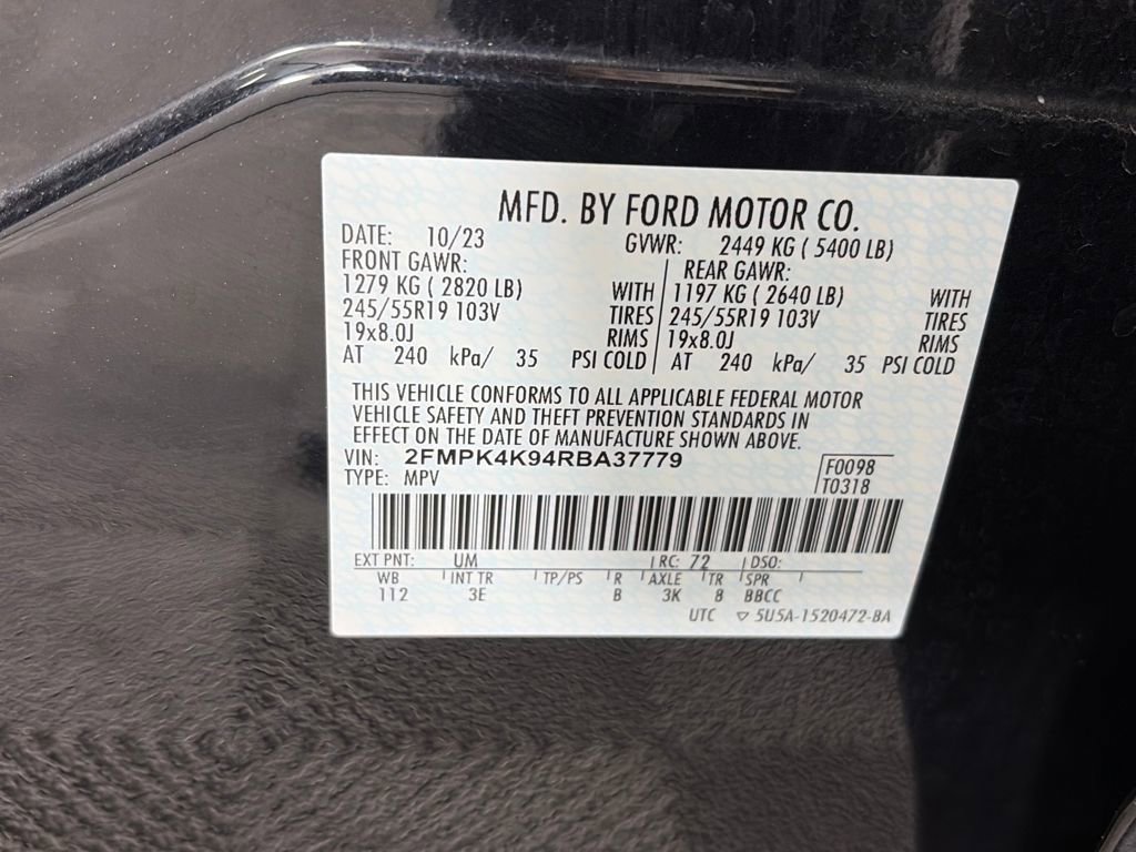 Certified 2024 Ford Edge Titanium image 9