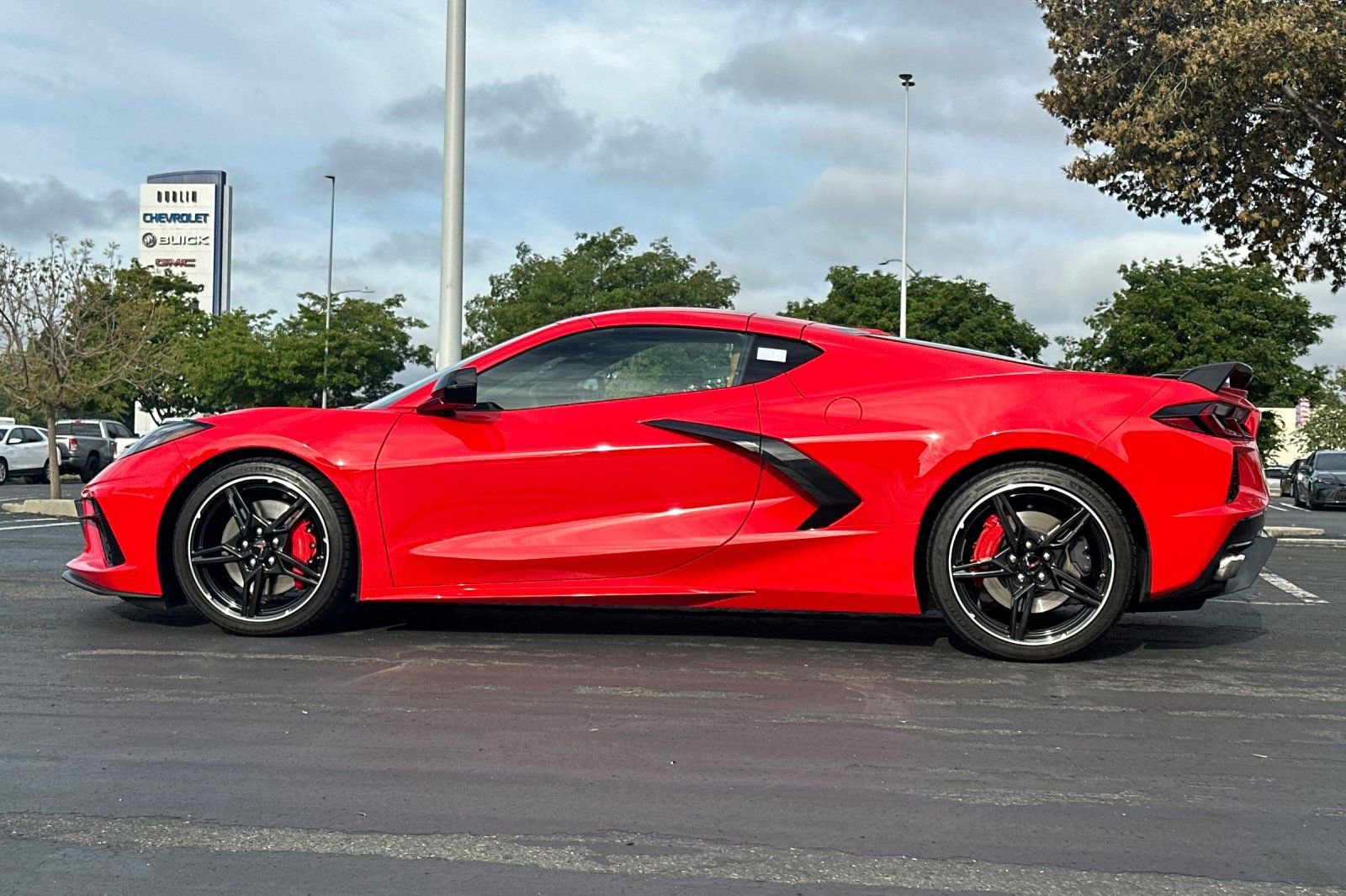 Used 2022 Chevrolet Corvette Stingray Preferred Cpe w/ Z51 Performance Package image 7
