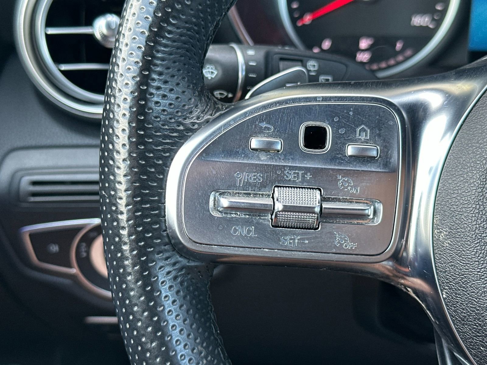 Certified 2022 Mercedes-Benz GLC 300 image 26