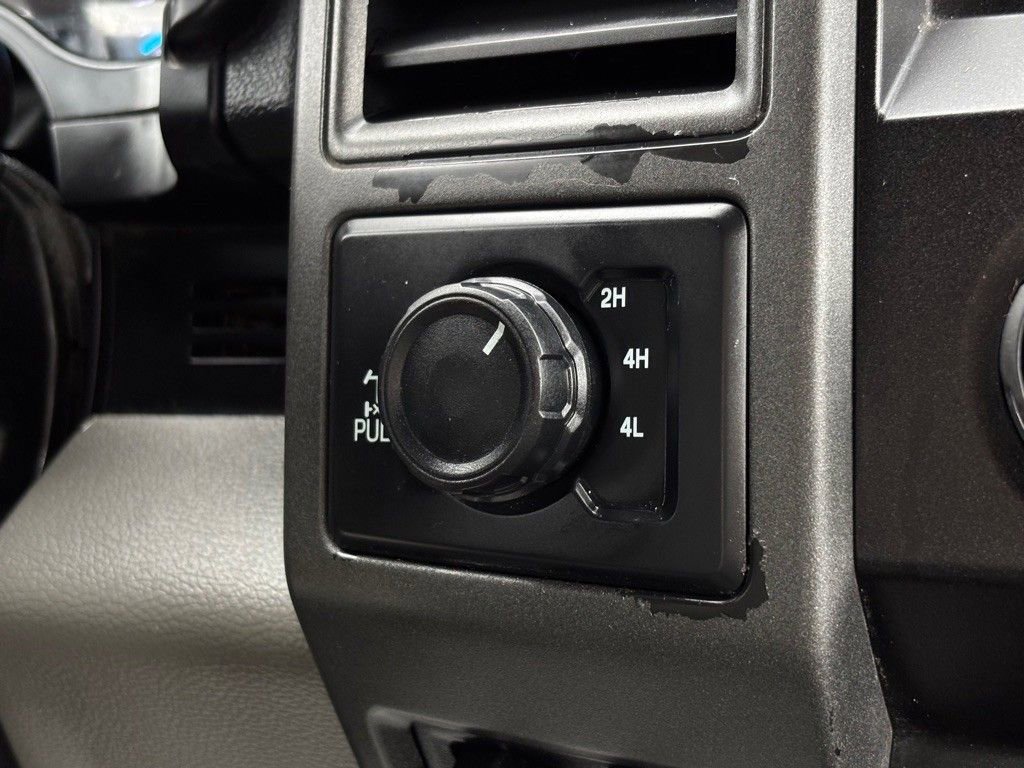 Used 2021 Ford F250 XL w/ STX Appearance Package image 34