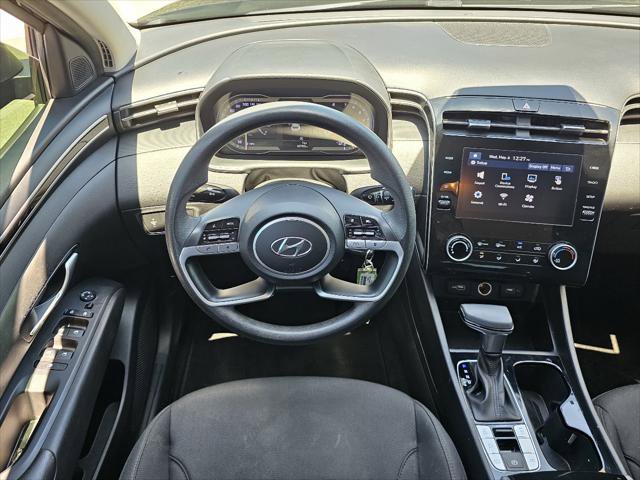 Used 2023 Hyundai Tucson SE AWD/4WD image 5