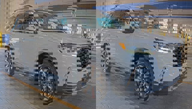 Certified 2025 Honda Pilot Elite image 2