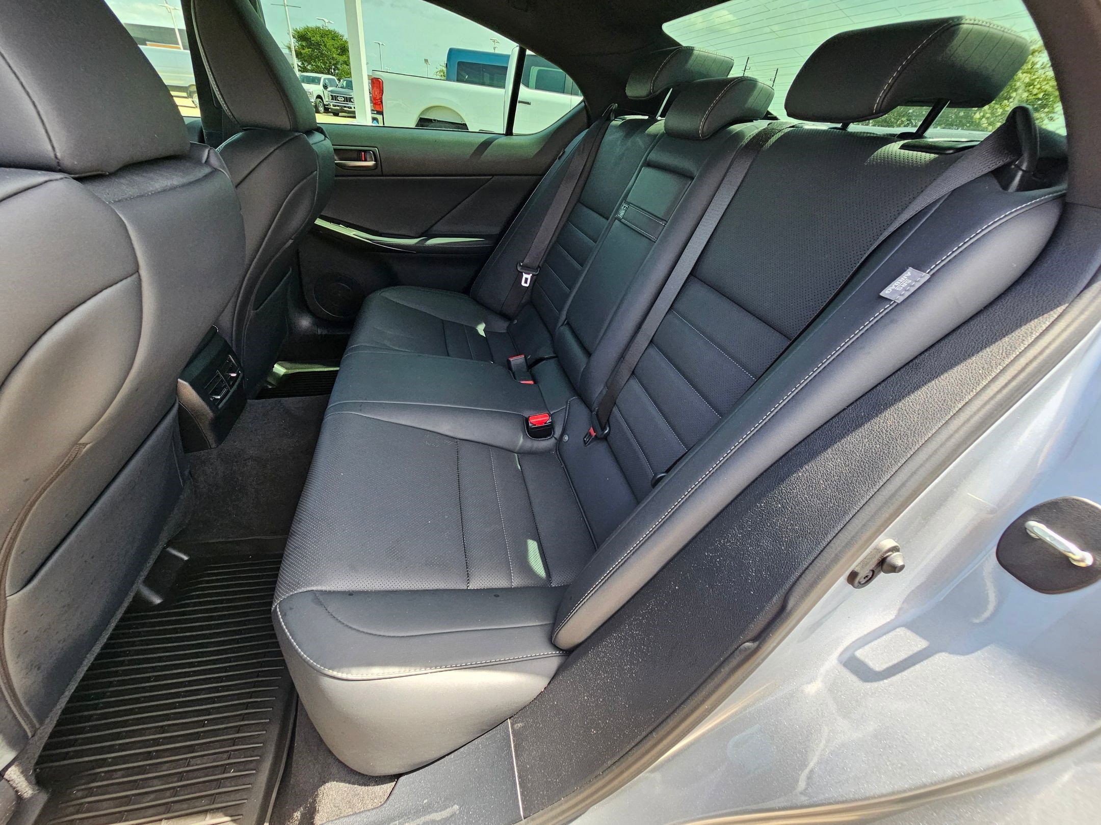Used 2022 Lexus IS 350 F Sport w/ Dynamic Handling Package RWD image 26