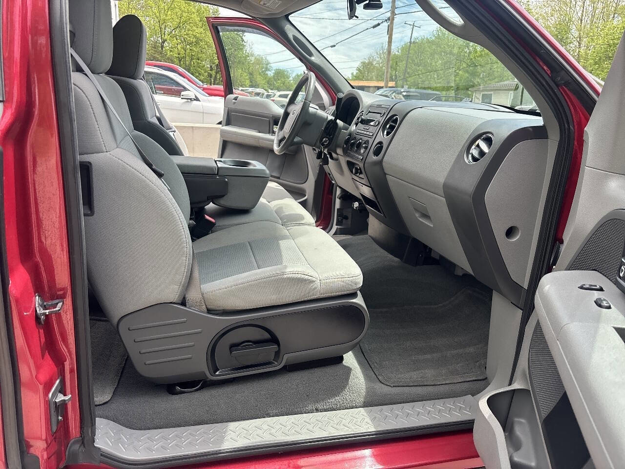 Used 2007 Ford F150 XLT AWD/4WD image 32