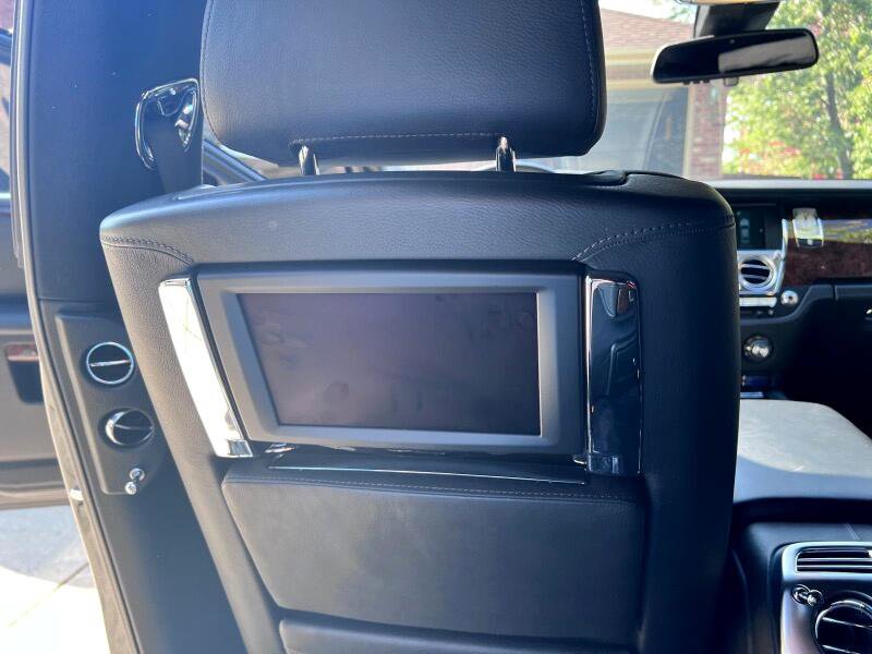 Used 2013 Rolls-Royce Ghost image 9