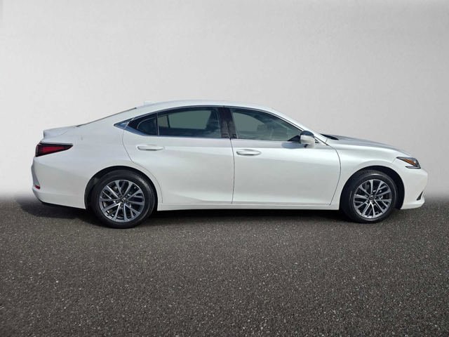 Certified 2024 Lexus ES 350 w/ Accessory Package (Z2) FWD image 2