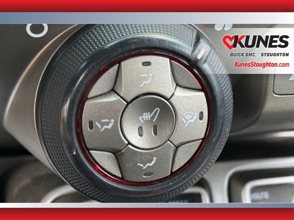 Used 2014 Chevrolet Camaro LT RWD image 29