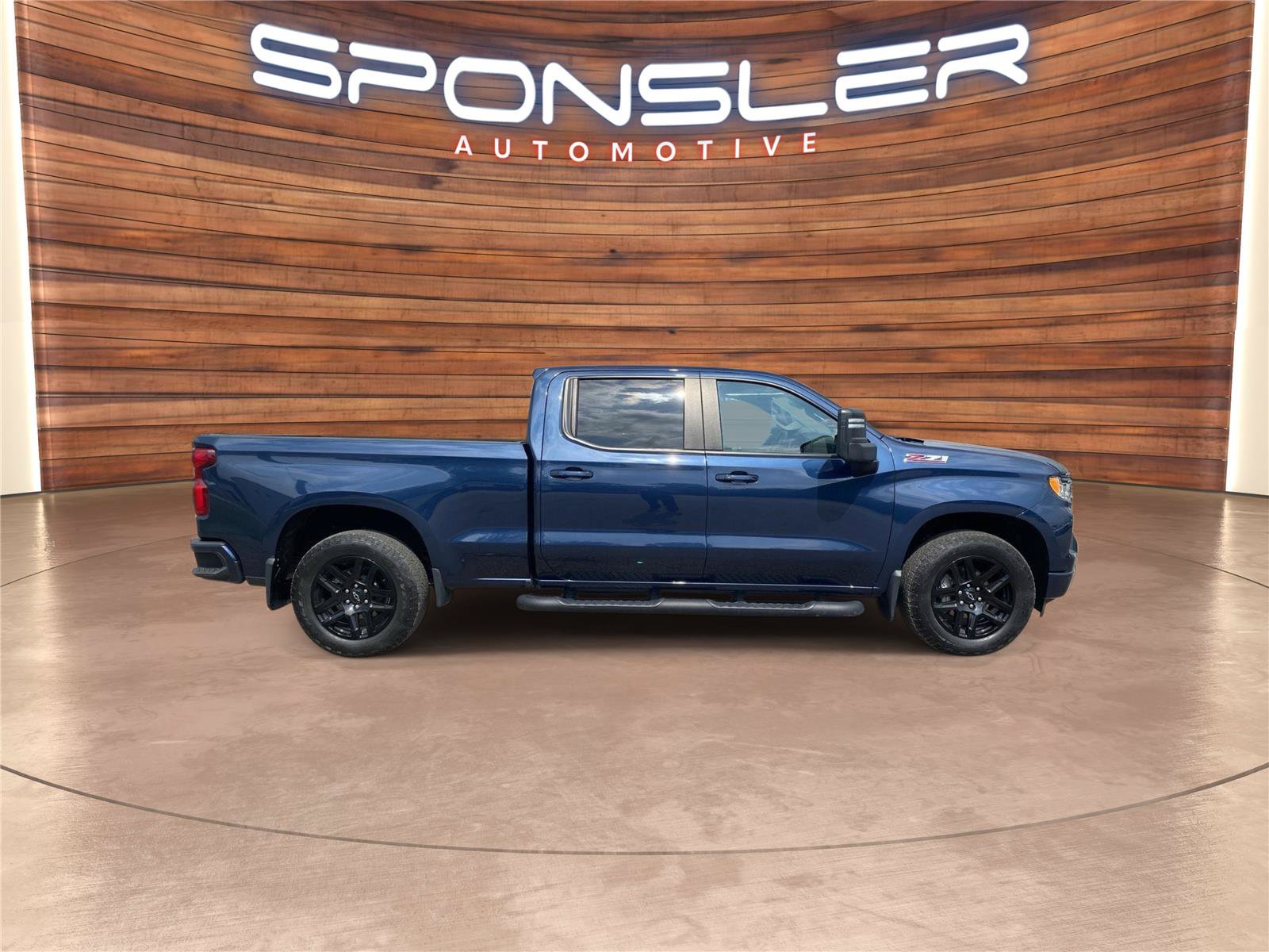 Used 2023 Chevrolet Silverado 1500 RST AWD/4WD image 7
