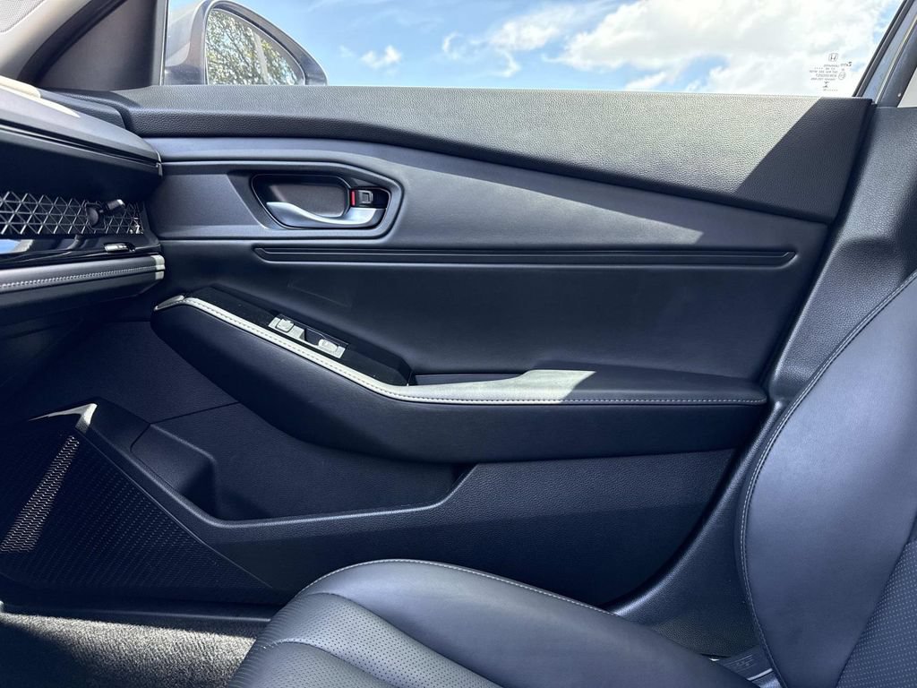 Used 2024 Honda Accord Touring image 30