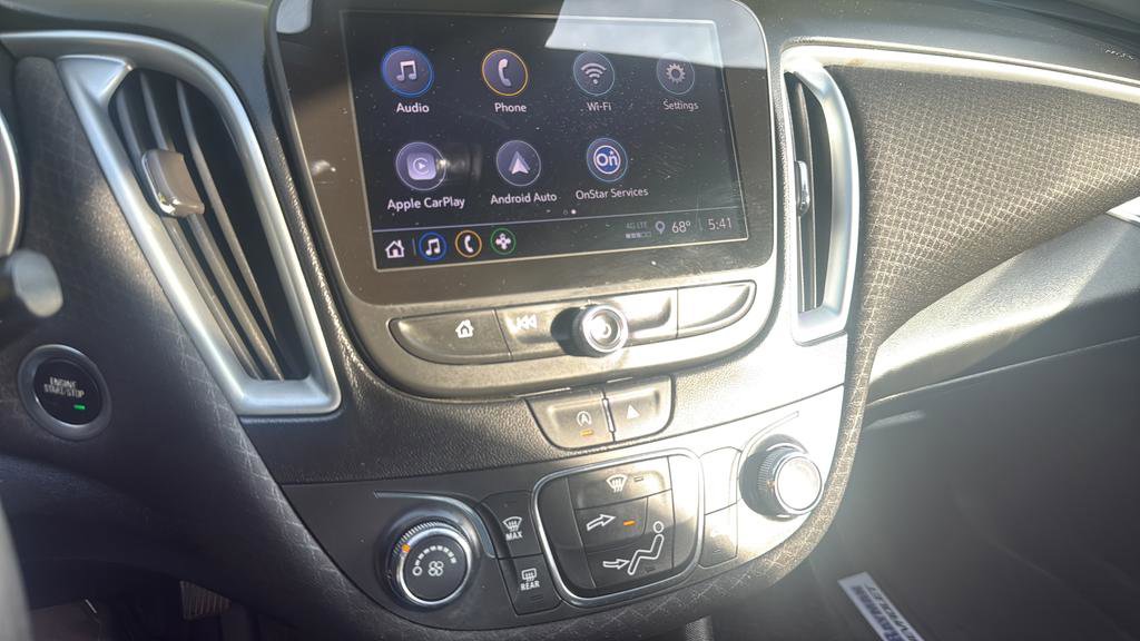 Used 2023 Chevrolet Malibu LS FWD image 16