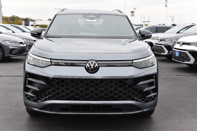 New 2027 Volkswagen Tiguan SE R-Line AWD/4WD image 4