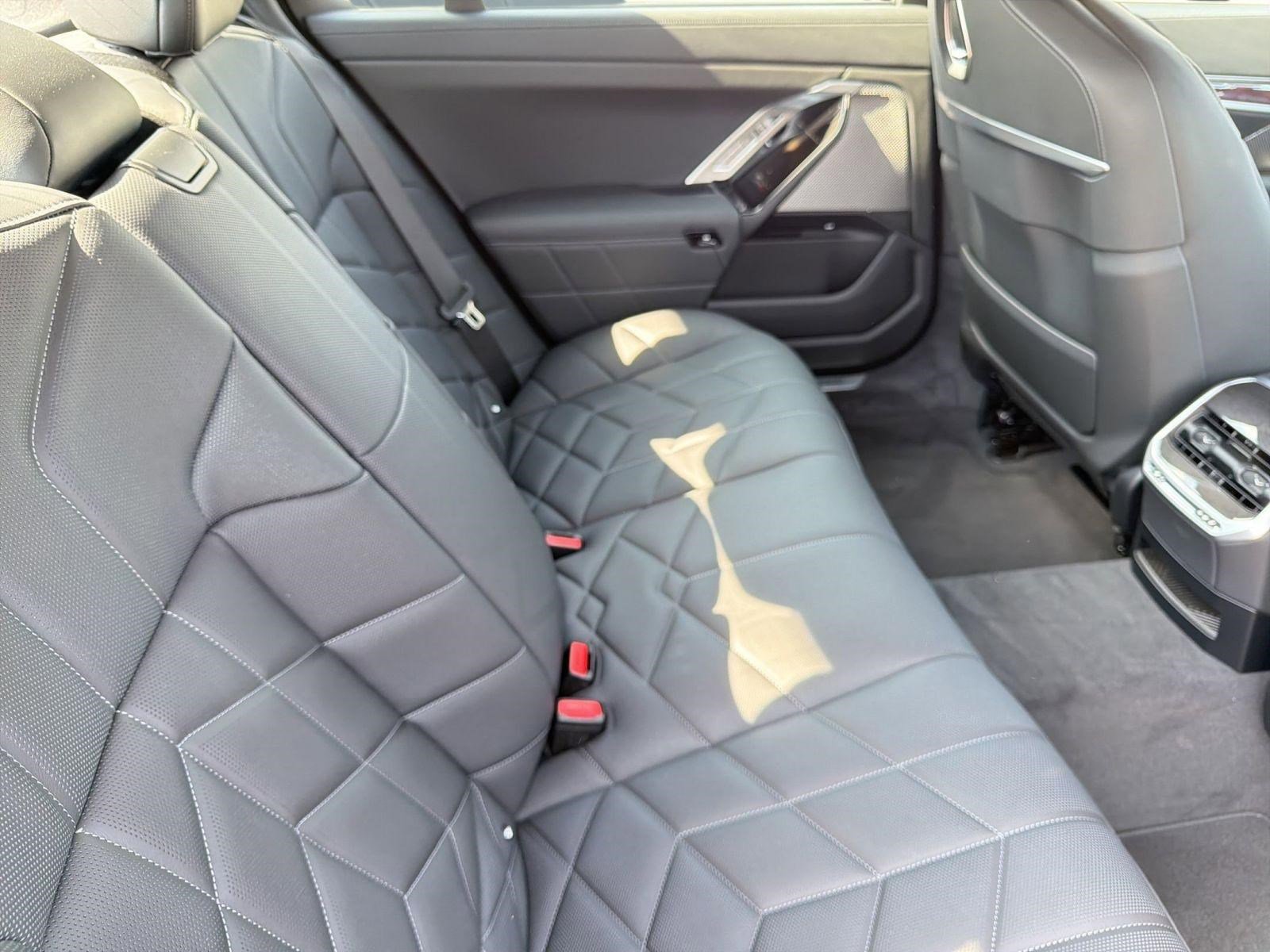 New 2026 BMW 740i image 30