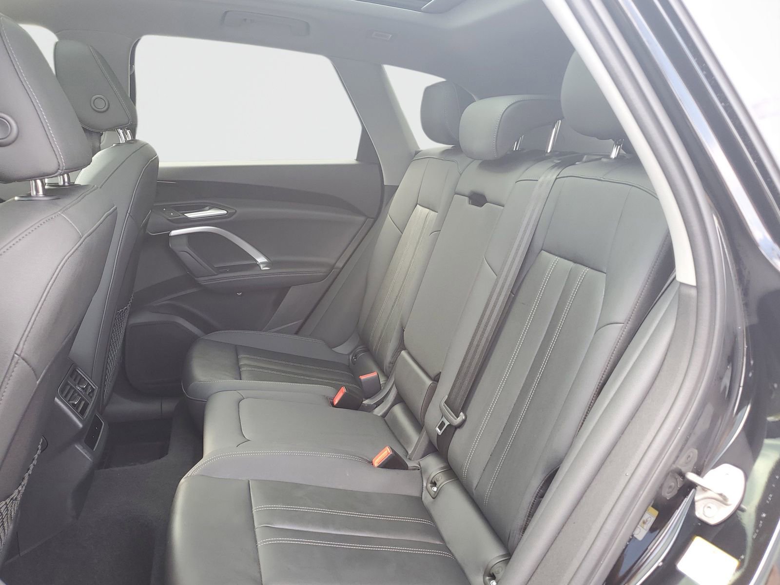 Used 2025 Audi Q5 Premium w/ Convenience Package AWD/4WD image 14