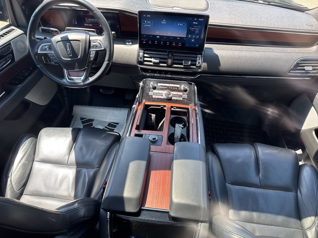 Used 2022 Lincoln Navigator Reserve AWD/4WD image 10