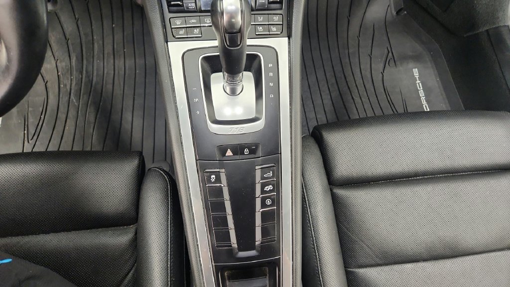 Used 2019 Porsche 718 Cayman S RWD image 38