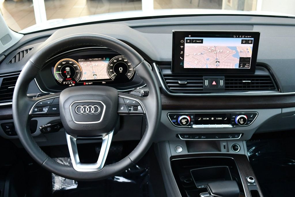 Used 2021 Audi Q5 e Premium Plus w/ Premium Plus Package image 57