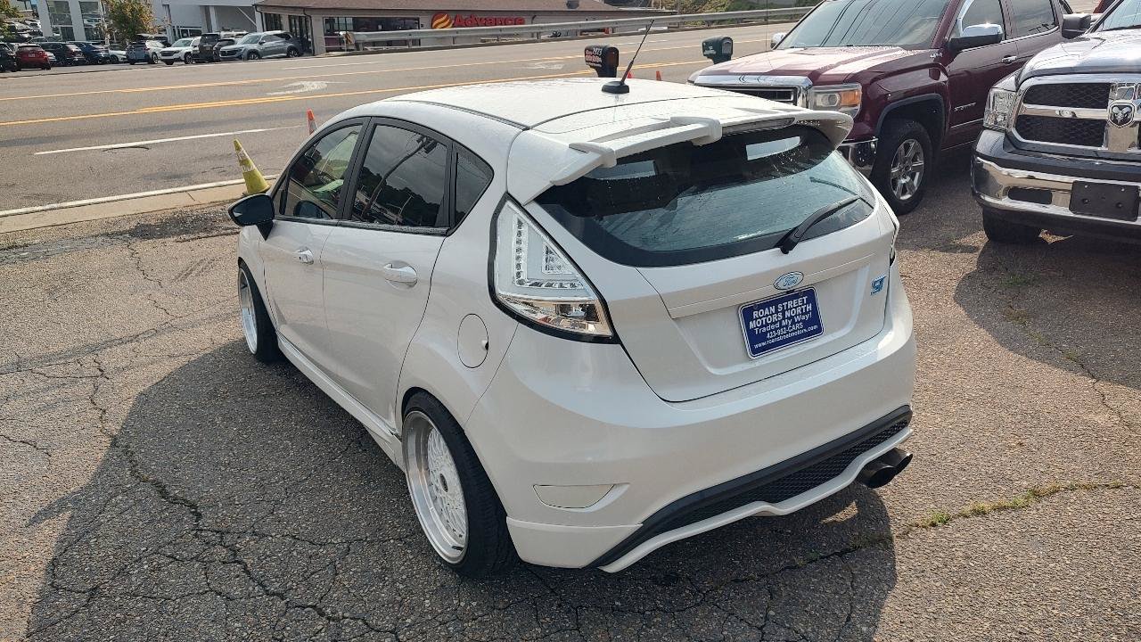 Used 2017 Ford Fiesta ST FWD image 5
