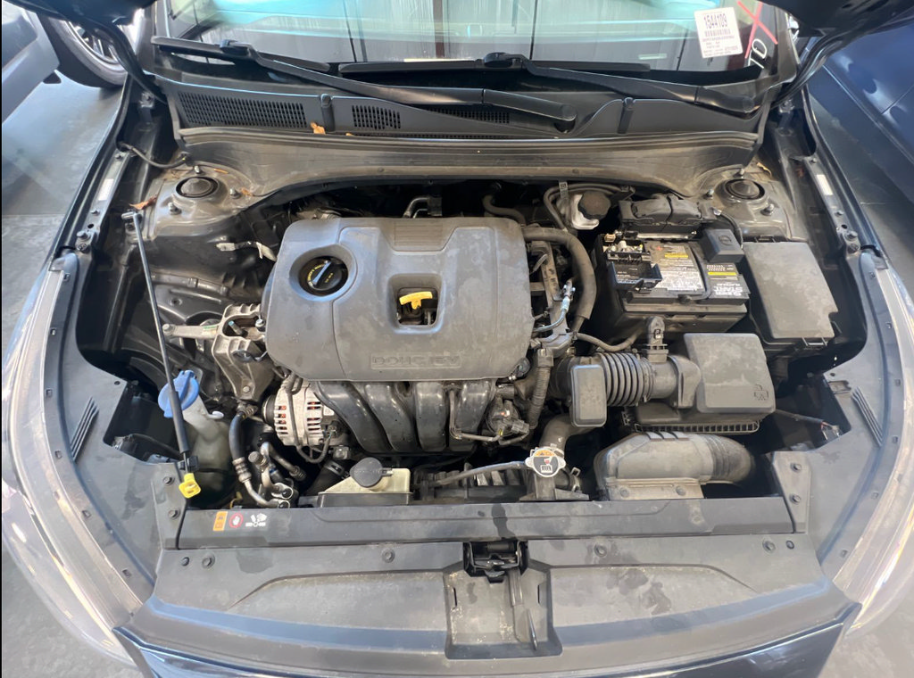 Used 2020 Kia Forte LXS FWD image 6