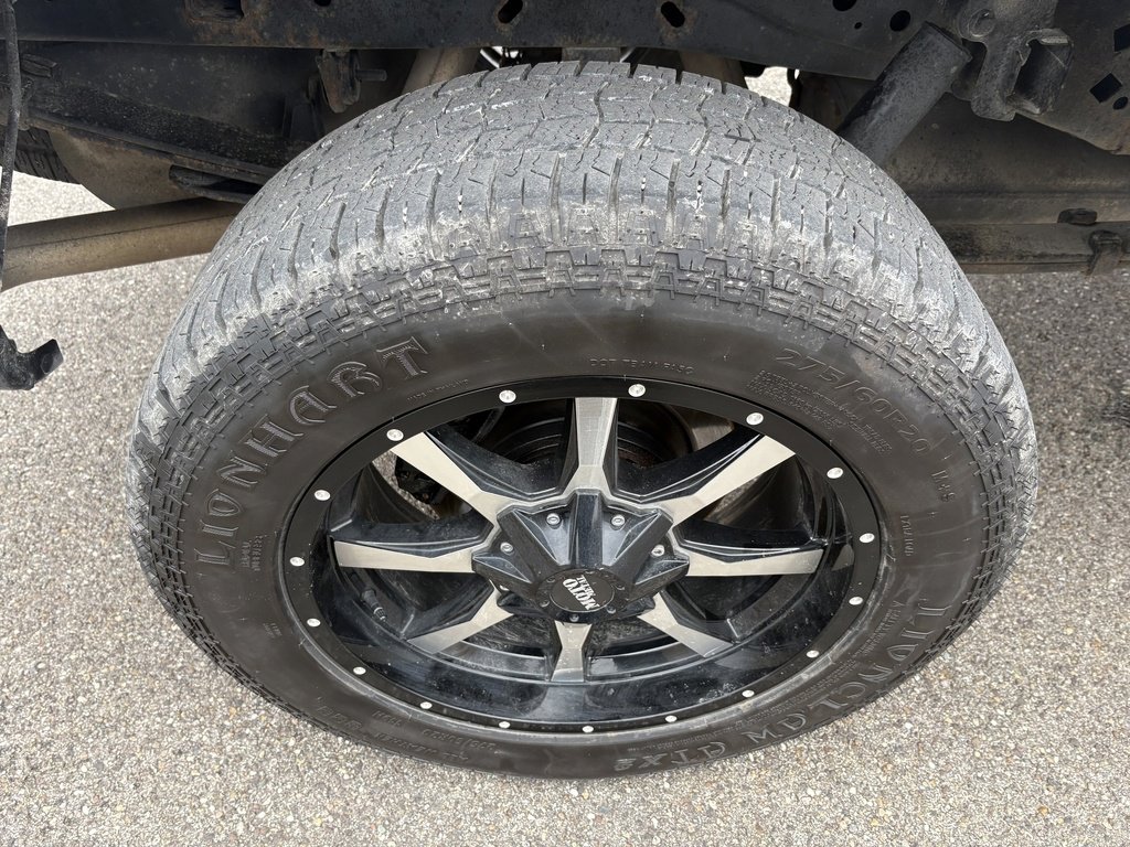 Used 2012 Ford F150 XLT w/ XLT Chrome Pkg image 14