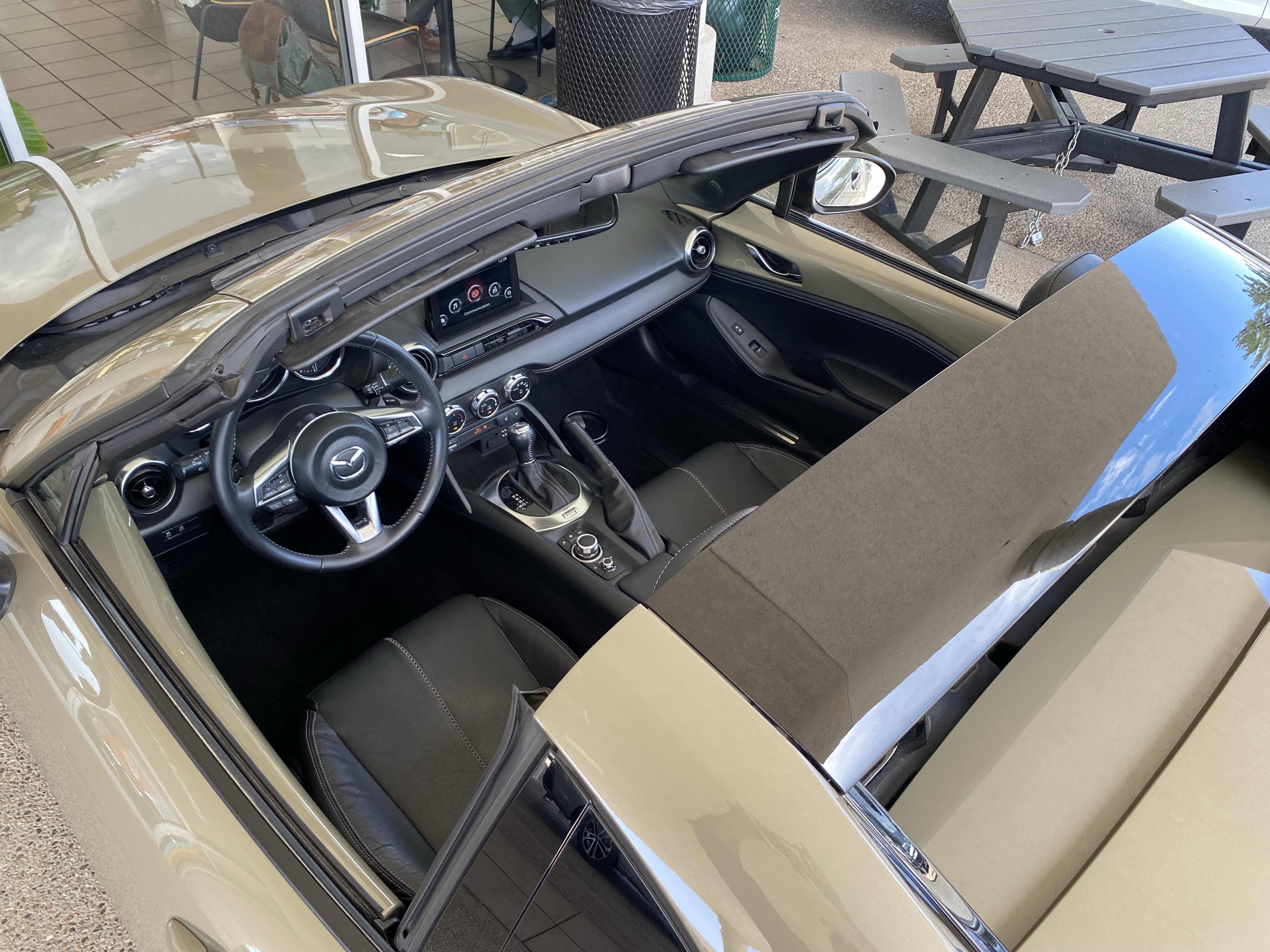 Used 2023 MAZDA MX-5 Miata Grand Touring RWD image 35