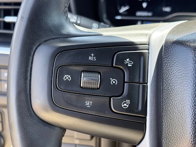 Used 2023 GMC Yukon SLT w/ SLT Premium Package AWD/4WD image 13
