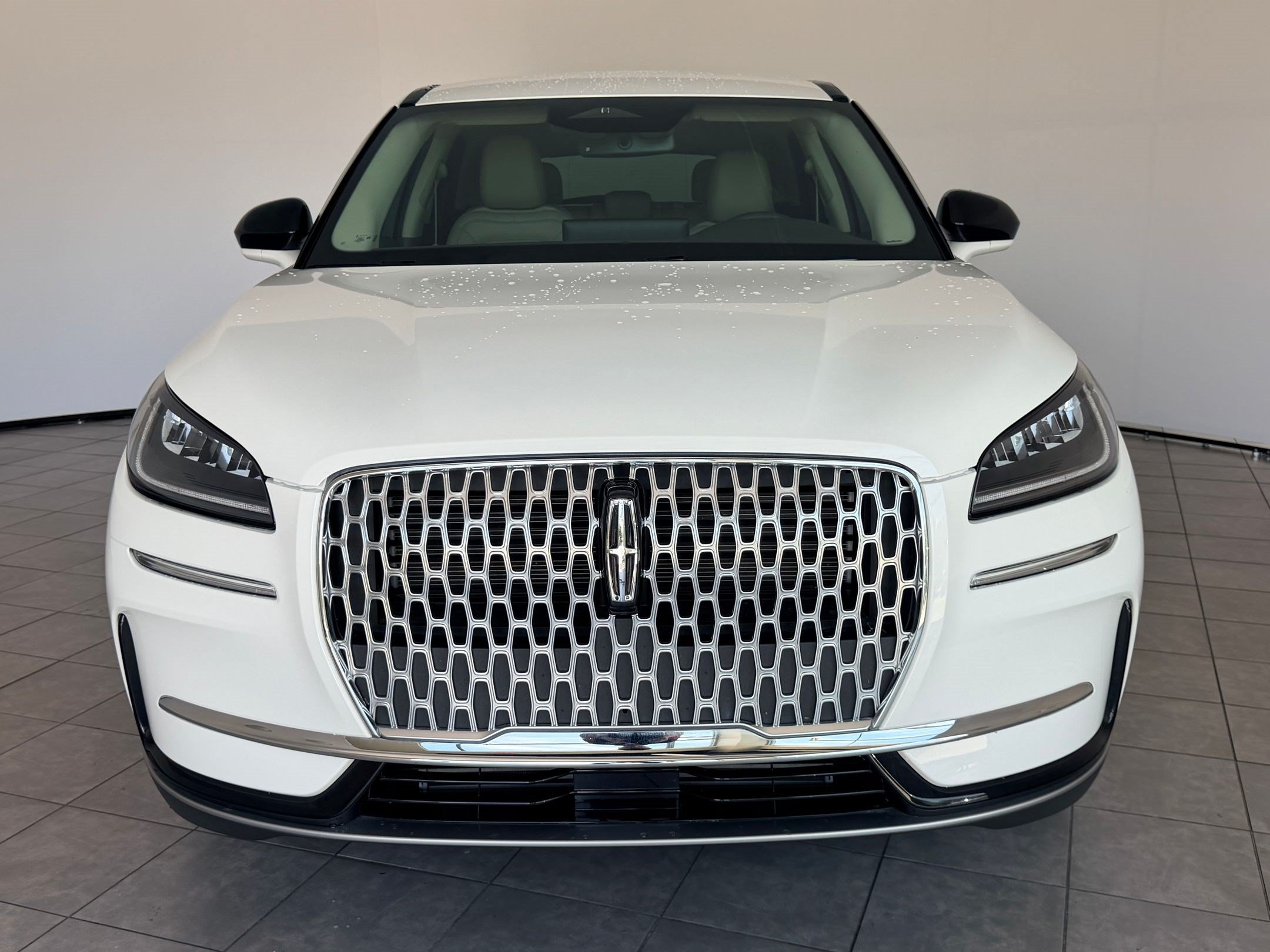 Used 2023 Lincoln Corsair FWD image 5