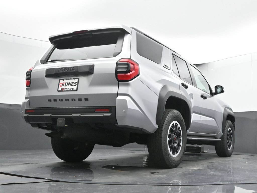 Used 2025 Toyota 4Runner TRD Off-Road AWD/4WD image 42