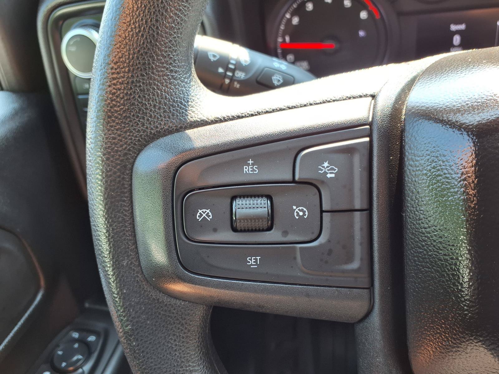 Used 2025 GMC Sierra 2500 Pro w/ 1SA Pro Safety Plus Package AWD/4WD image 11