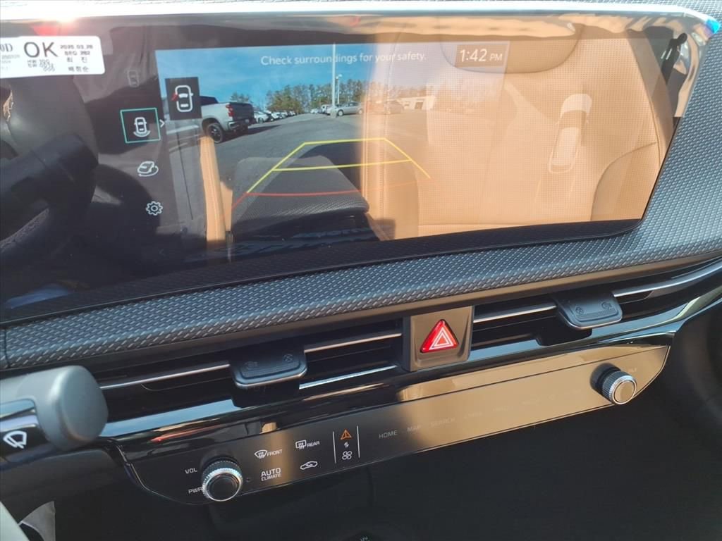 New 2025 Kia EV6 Wind image 27