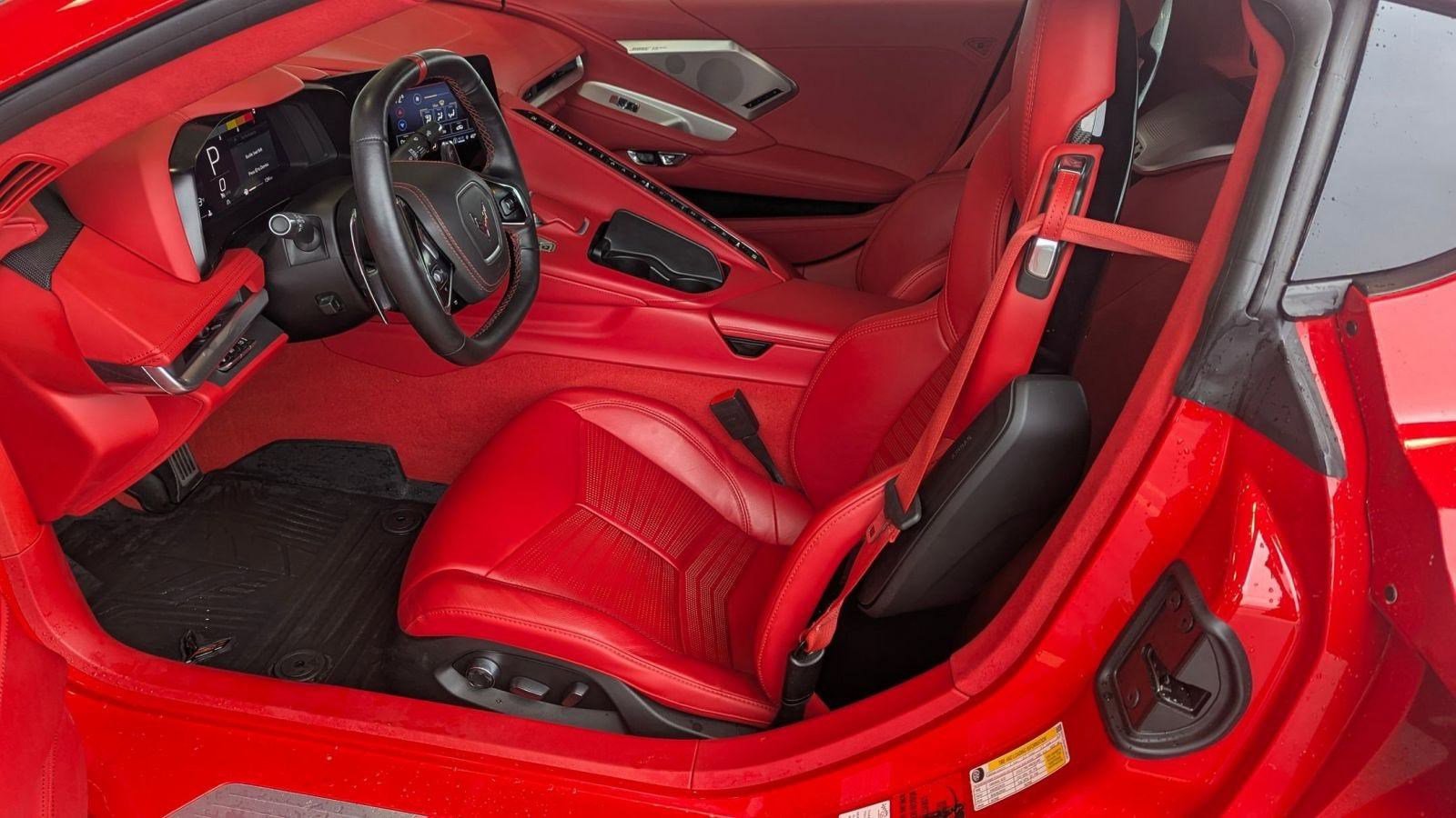 Used 2023 Chevrolet Corvette 3LT w/ Z51 Performance Package image 4