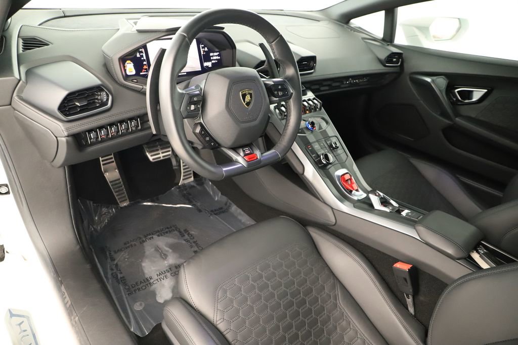 Used 2019 Lamborghini Huracan LP 580-2 image 15