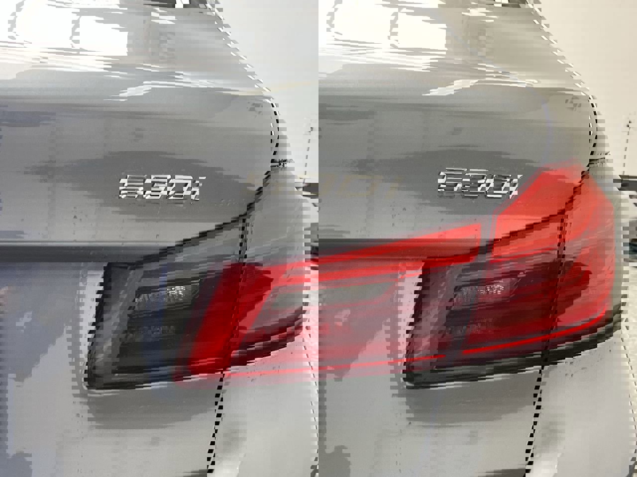 Used 2018 BMW 530i xDrive image 34