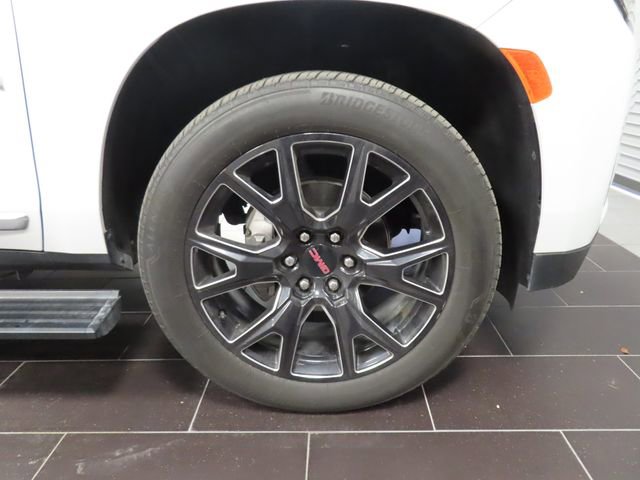 Used 2024 GMC Yukon XL Denali AWD/4WD image 15