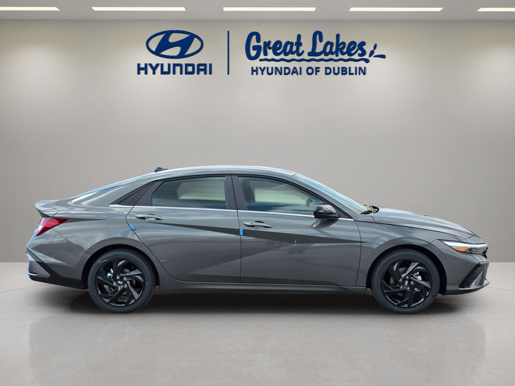 New 2026 Hyundai Elantra SEL Sport Premium FWD image 6