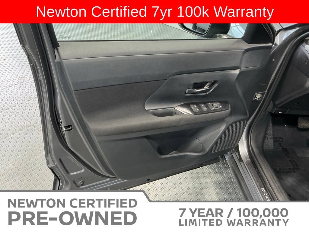 Used 2025 Nissan Kicks S FWD image 32