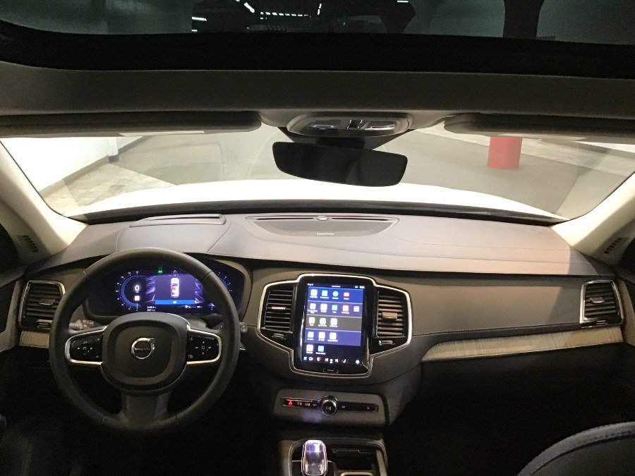 Used 2023 Volvo XC90 B6 Ultimate image 8