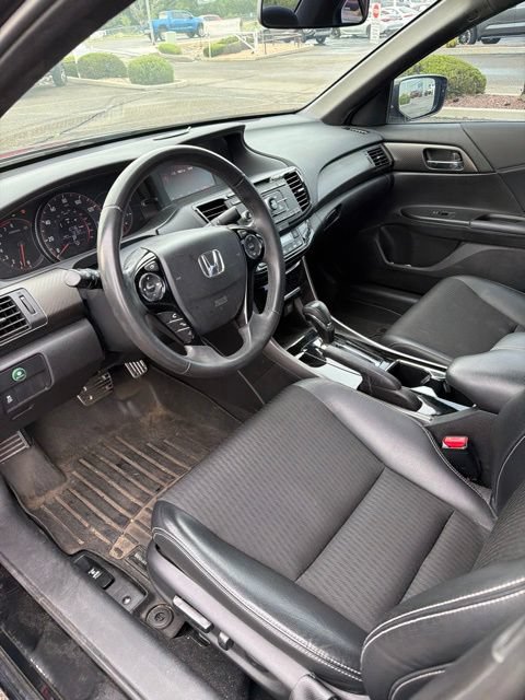 Used 2016 Honda Accord Sport image 16