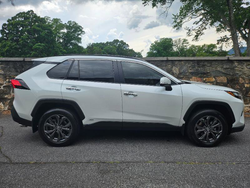 Used 2023 Toyota RAV4 Limited AWD/4WD image 9